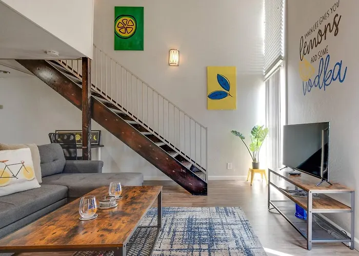 Vintage Near Old Town, Golf & Spring Training Apartment Scottsdale